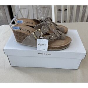 Autenti Suede Floral Cork Wedge Sandals Beige Size 6.5 Spain Boho Comfort